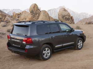 Toyota Land Cruiser 200